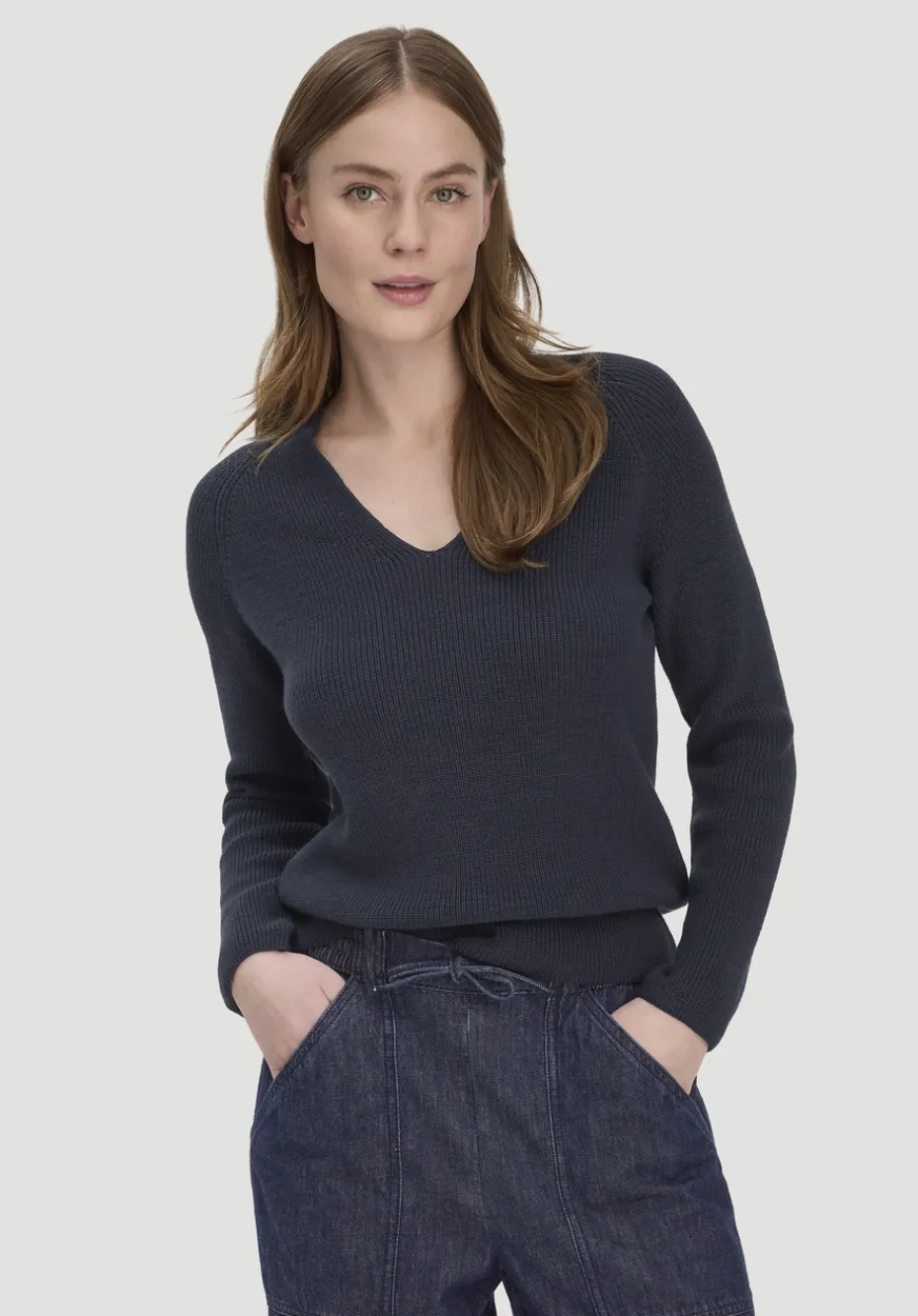 hessnatur Strick Pullover Regular aus reiner Bio-Baumwolle von marine Sale