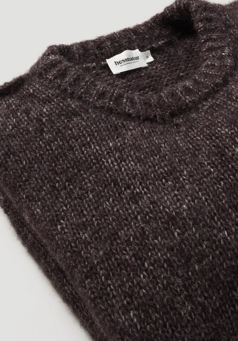 hessnatur Strick Pullover Relaxed aus Alpaka mit Bio-Baumwolle von schwarzbeere Sale