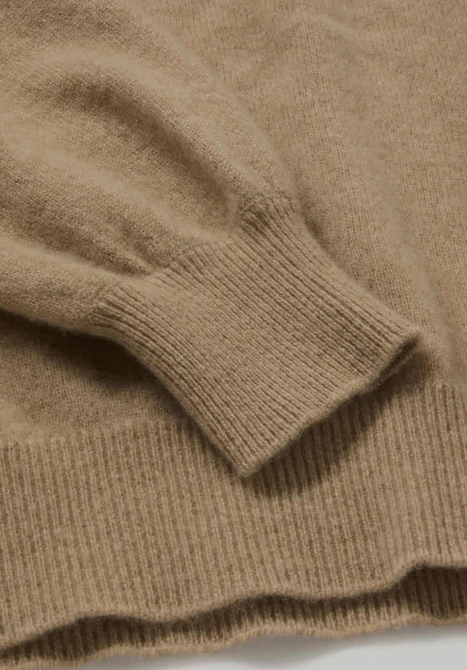 hessnatur Strick Pullover Relaxed BETTER RECYCLING aus reinem Cashmere von camelbraun New