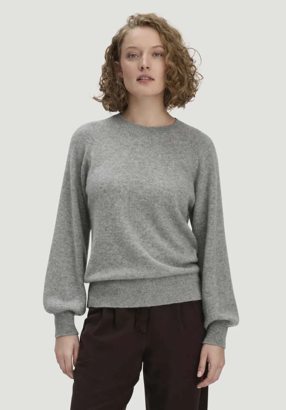 hessnatur Strick Pullover Relaxed BETTER RECYCLING aus reinem Cashmere von hellgrau Outlet