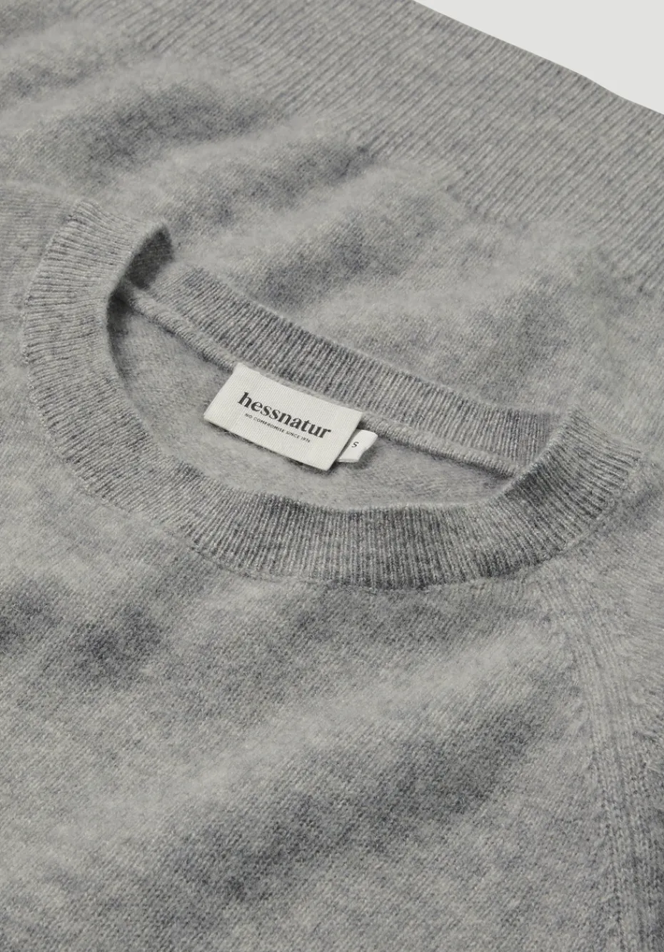hessnatur Strick Pullover Relaxed BETTER RECYCLING aus reinem Cashmere von hellgrau Outlet