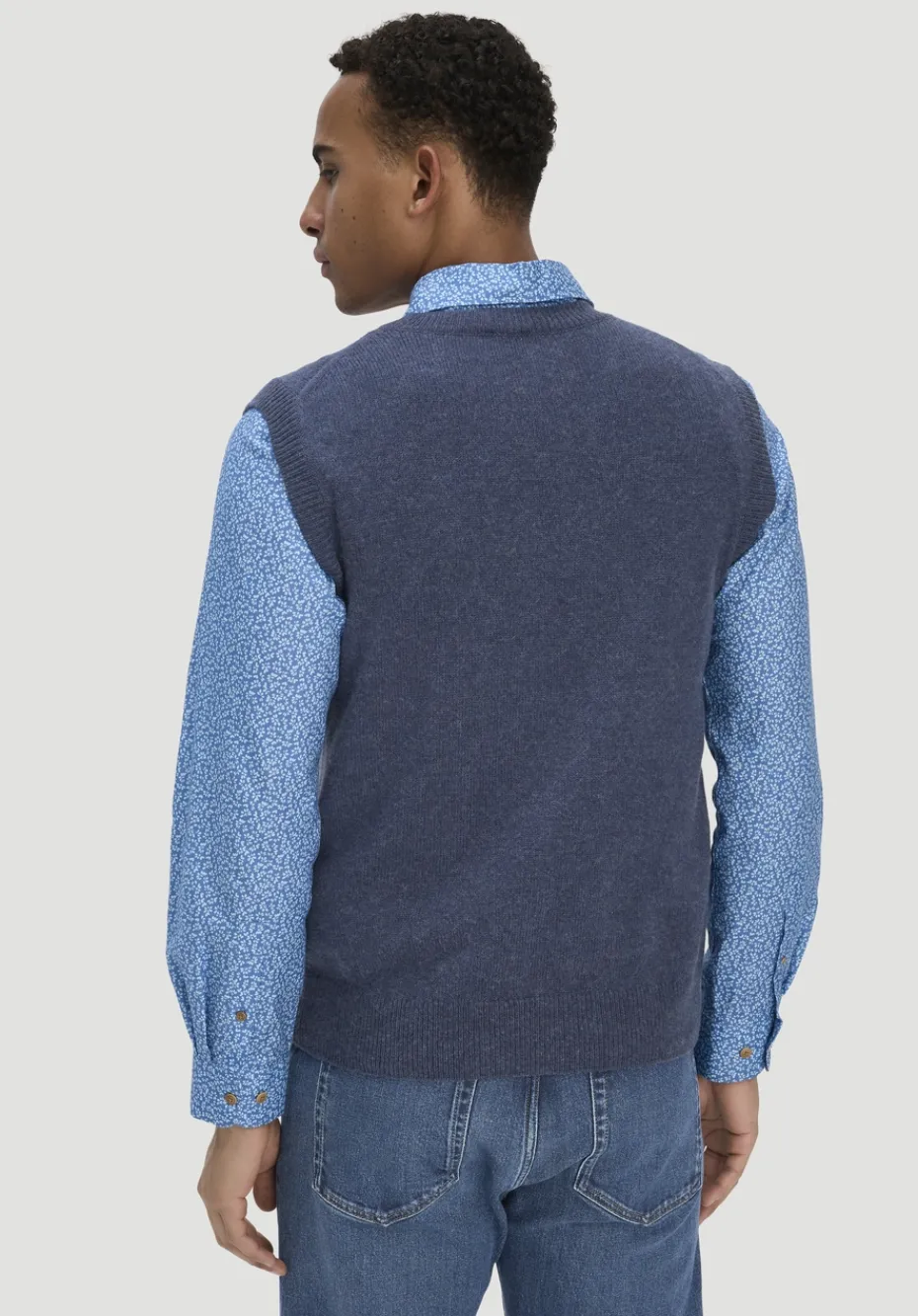 hessnatur Strick Pullunder Regular aus Bio-Merinowolle mit Bio-Baumwolle von mitternachtsblau New