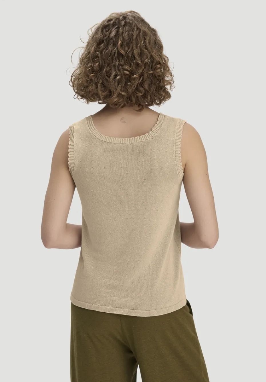 hessnatur Strick Top Regular aus Leinen mit Bio-Baumwolle und LENZING™ ECOVERO von taupe