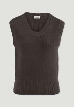 hessnatur Strick Top Regular aus reiner Bio-Baumwolle von kakao braun