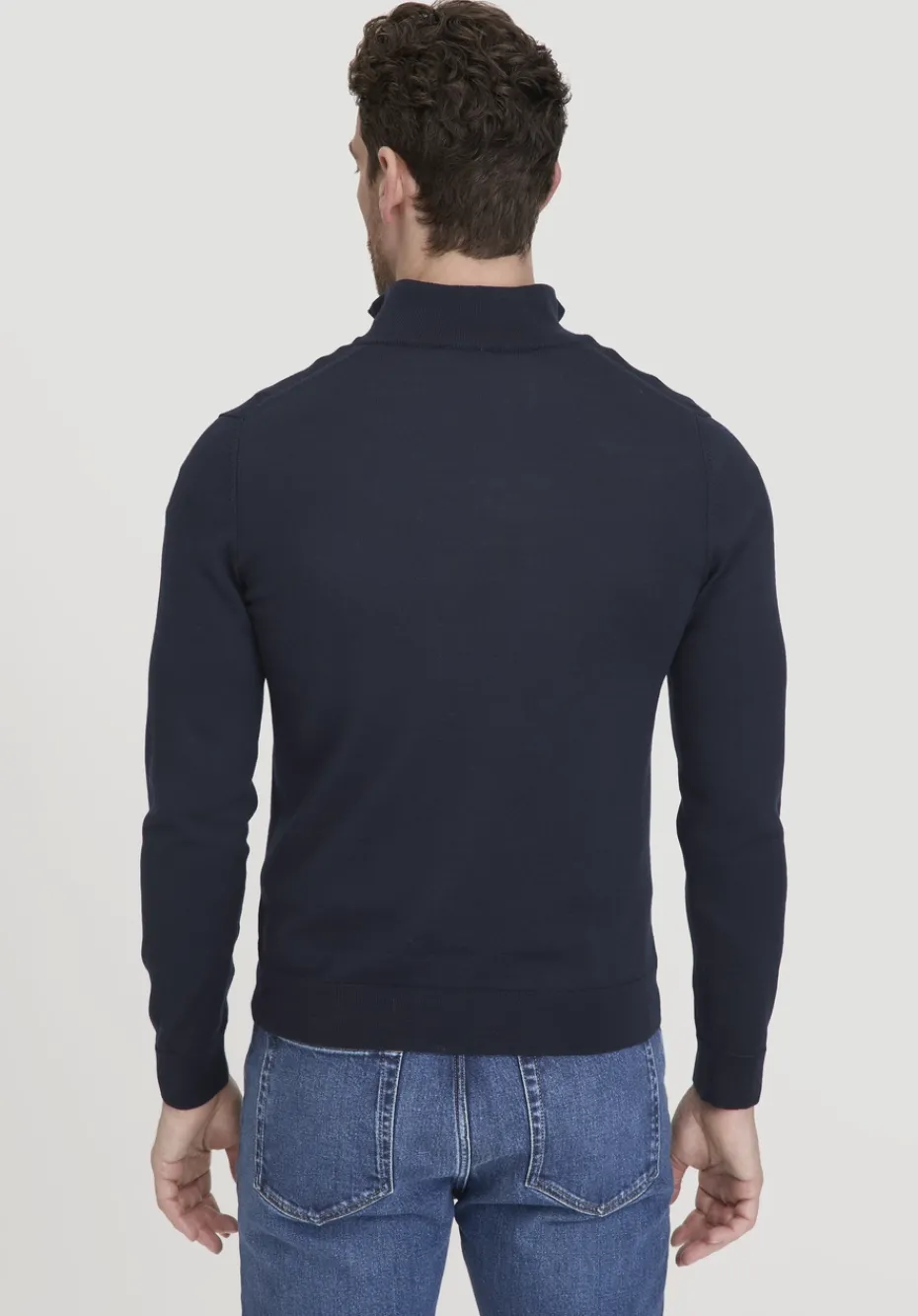 hessnatur Strick Troyer Regular aus reiner Merinowolle von marine Hot