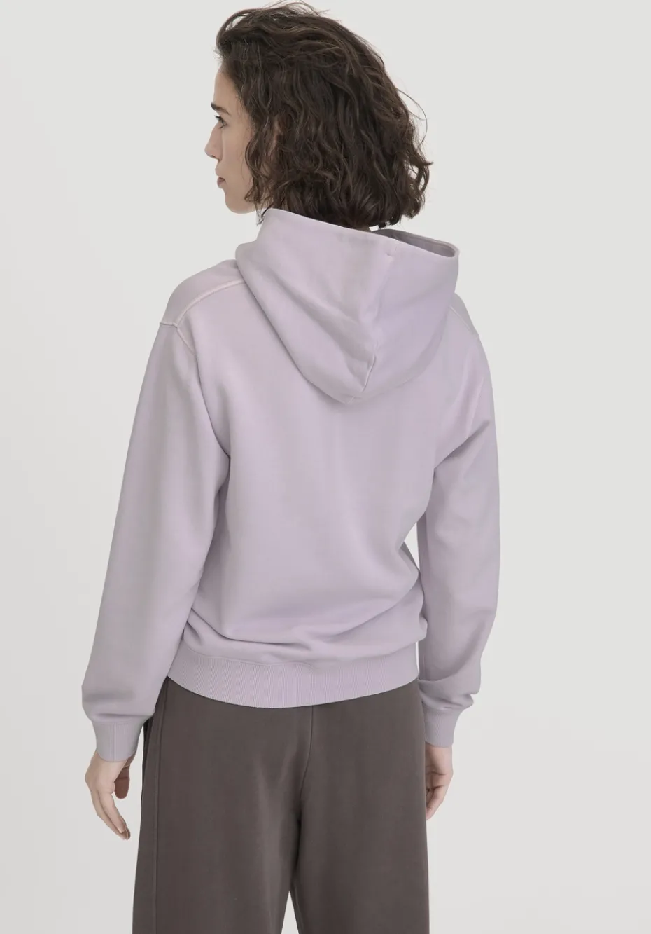 hessnatur Sweathoodie Relaxed aus reiner Bio-Baumwolle von pastell lavendel Clearance