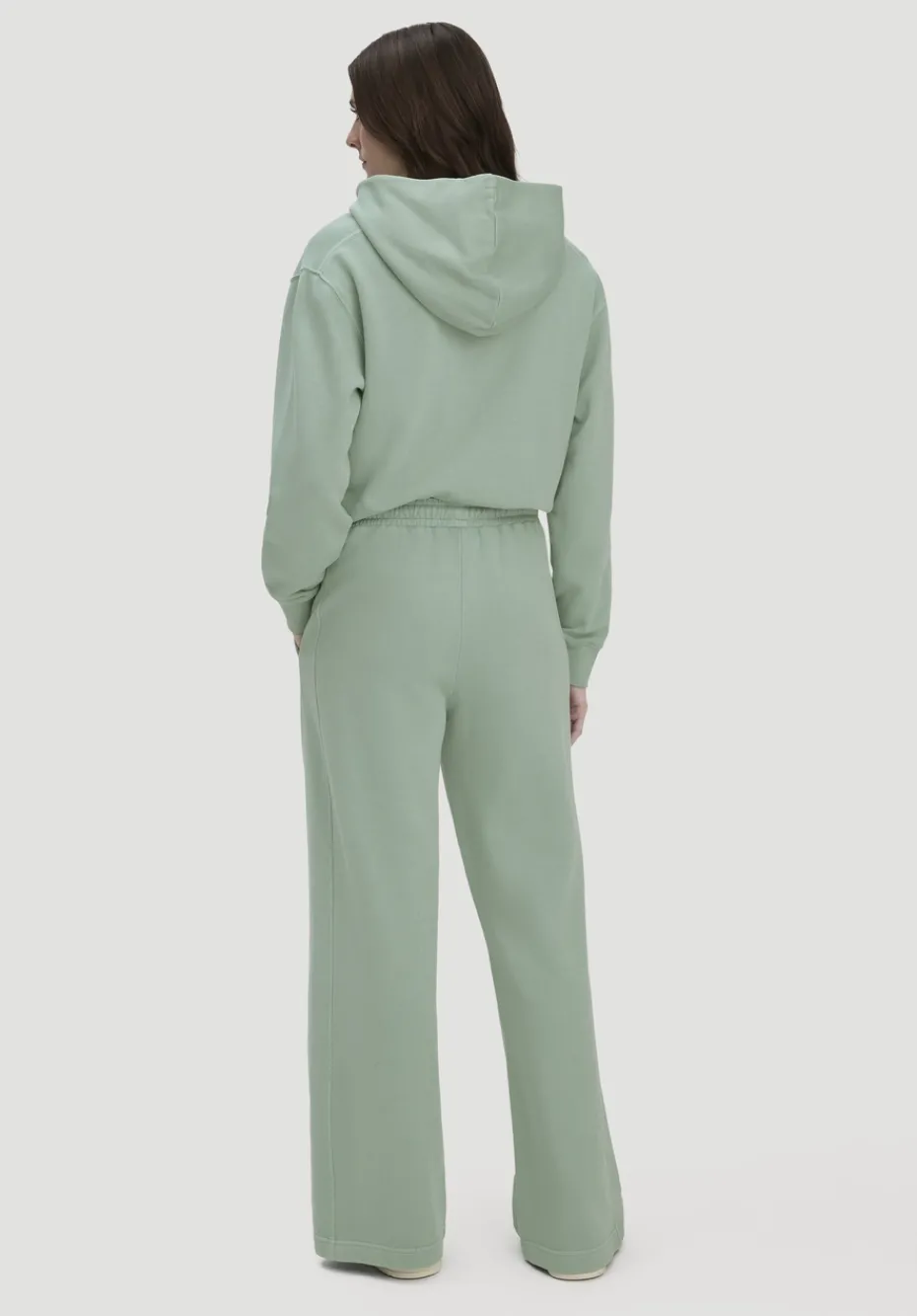 hessnatur Sweathose Wide Leg Relaxed aus Bio-Baumwolle von mattgrün Online
