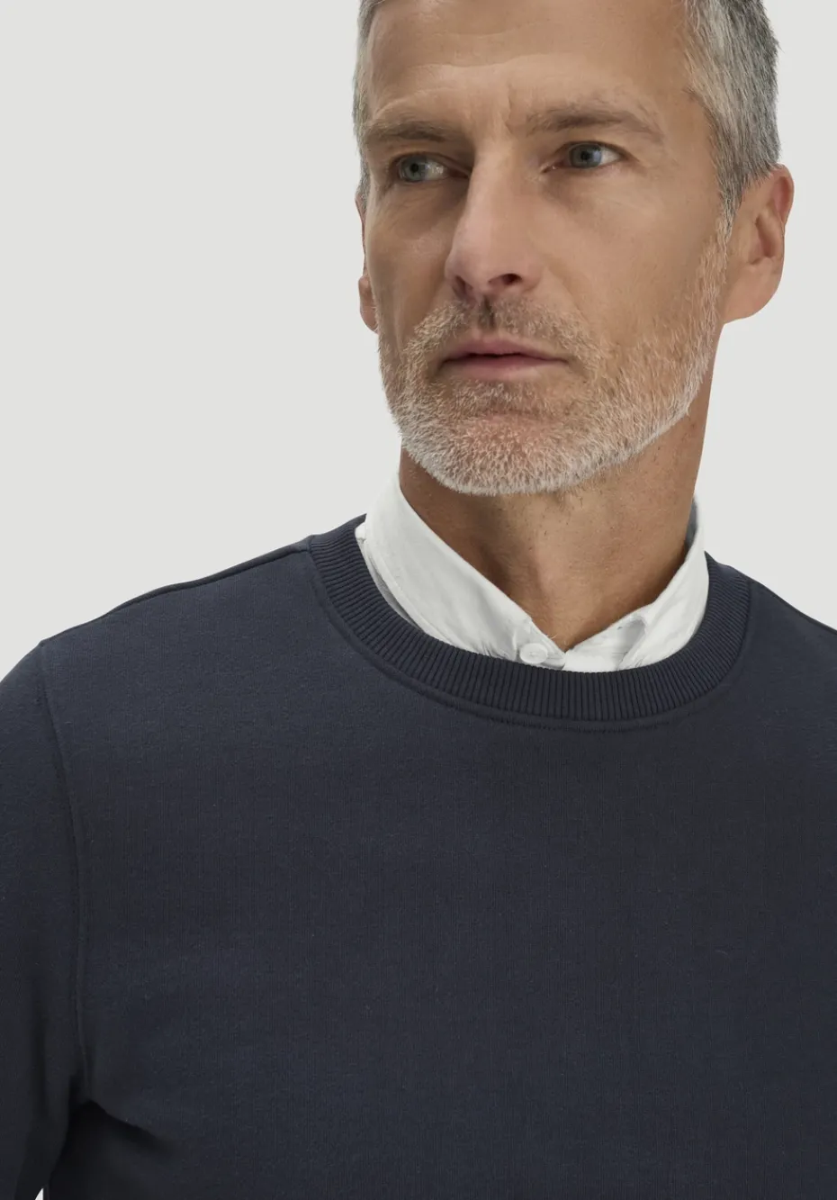 hessnatur Sweatshirt Regular BETTERRECYCLING aus reiner Bio-Baumwolle von marine Discount