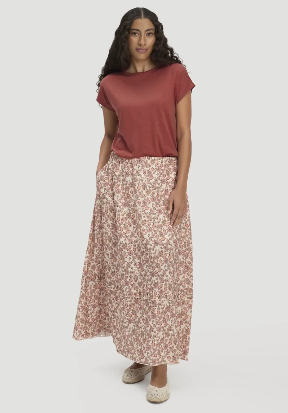 hessnatur T-Shirt Oversize aus TENCEL™ Lyocell mit Bio-Baumwolle von terrakotta Discount