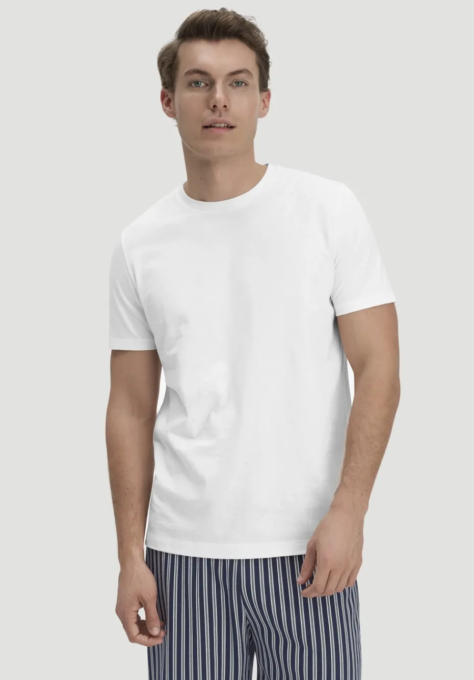 hessnatur T-Shirt PURE COTTON aus reiner Bio-Baumwolle von naturweiss