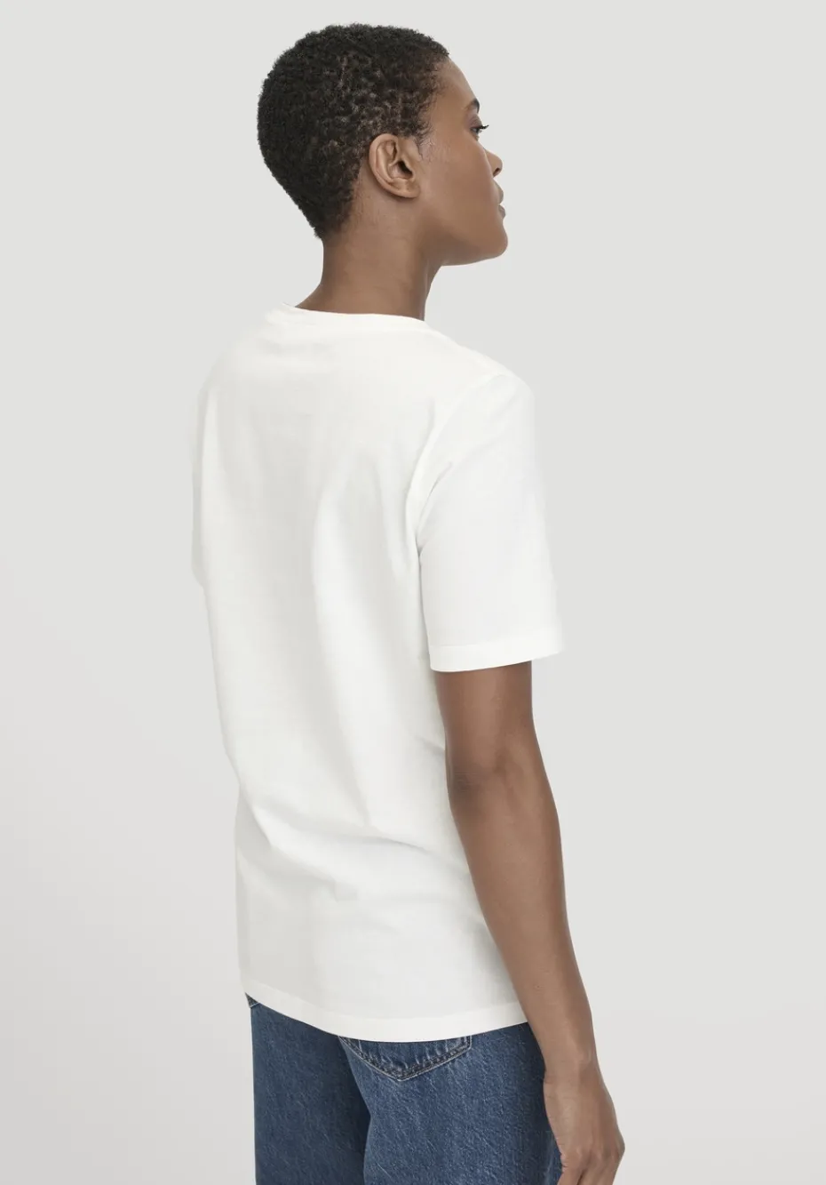hessnatur T-Shirt Relaxed aus einer Bio-Baumwolle von naturweiss Discount