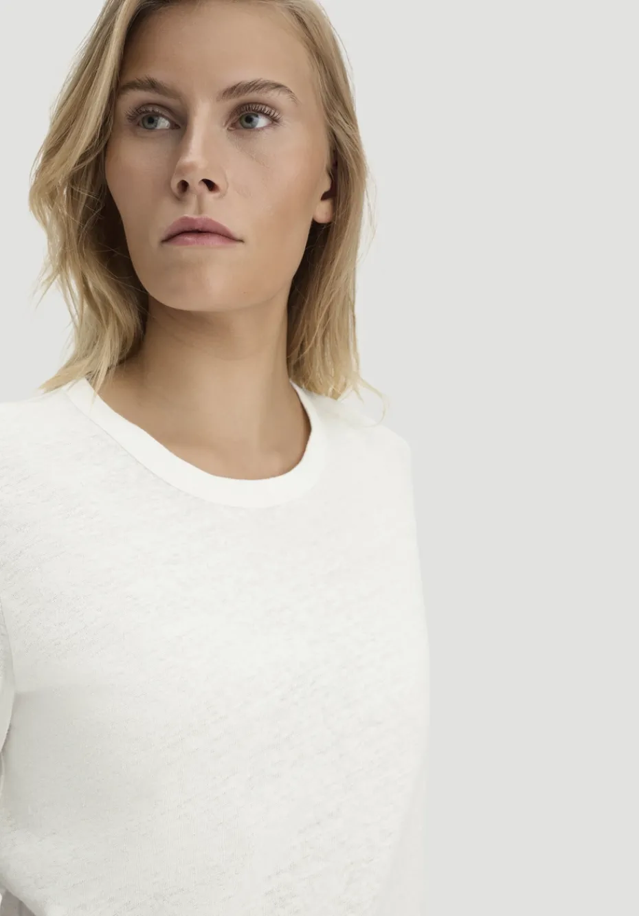 hessnatur T-Shirt Relaxed aus Leinen und Bio-Baumwolle von naturweiss Outlet