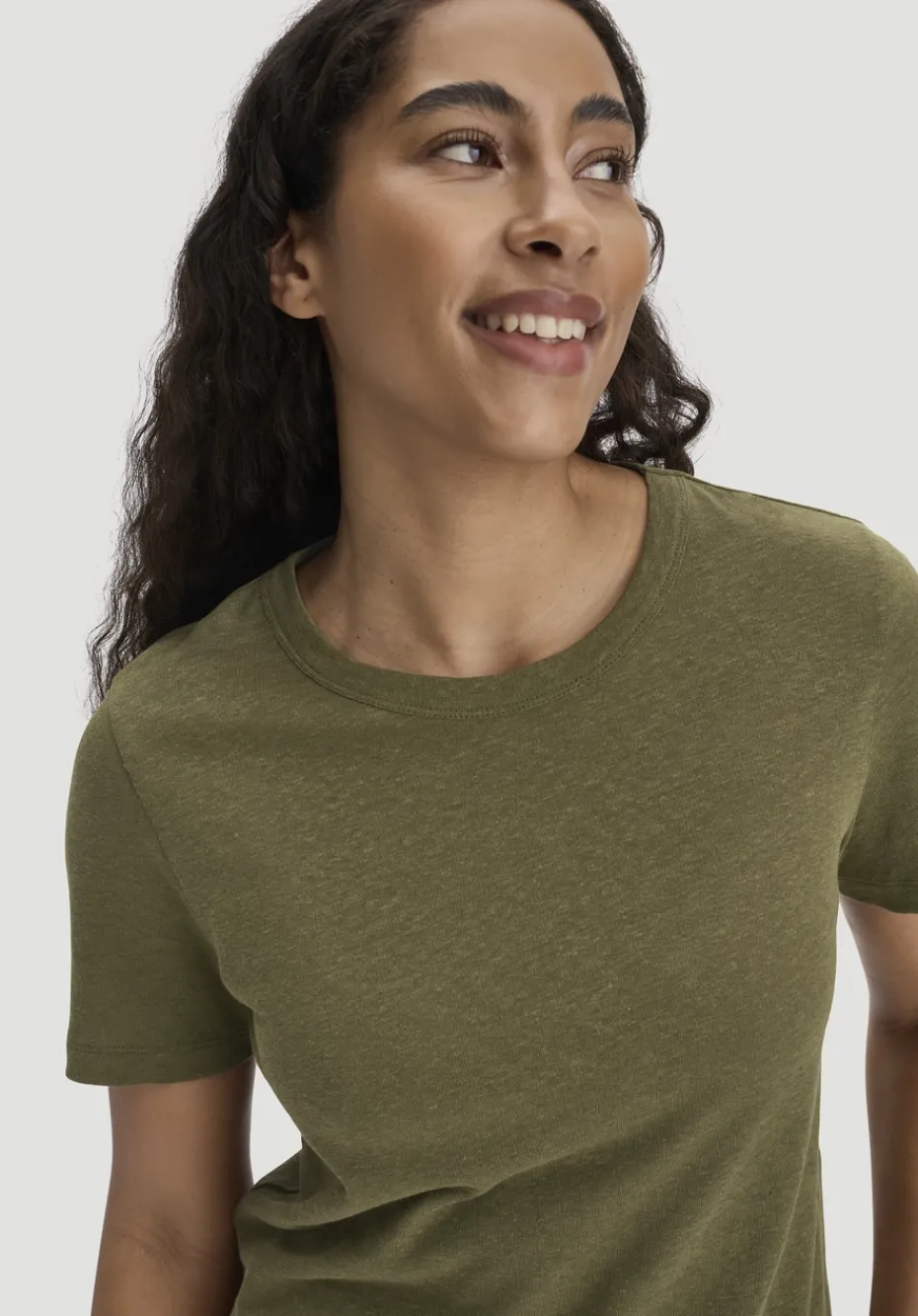 hessnatur T-Shirt Relaxed aus Leinen und Bio-Baumwolle von goldoliv