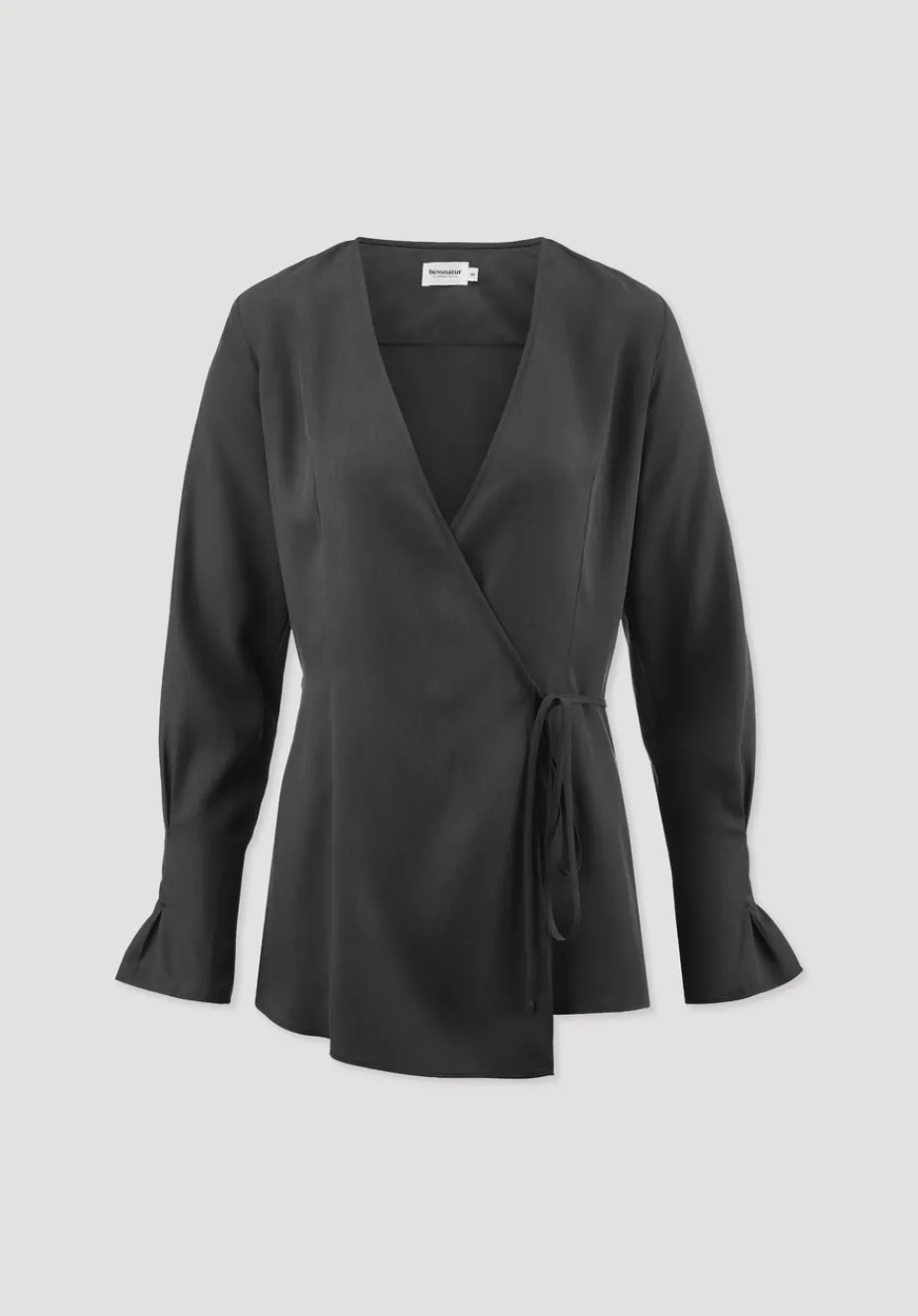 hessnatur Wickelbluse Regular aus TENCEL™ Lyocell von tannengrün Online