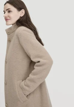 hessnatur Wollfleece Mantel Regular aus reiner Bio-Merinowolle von sand Hot