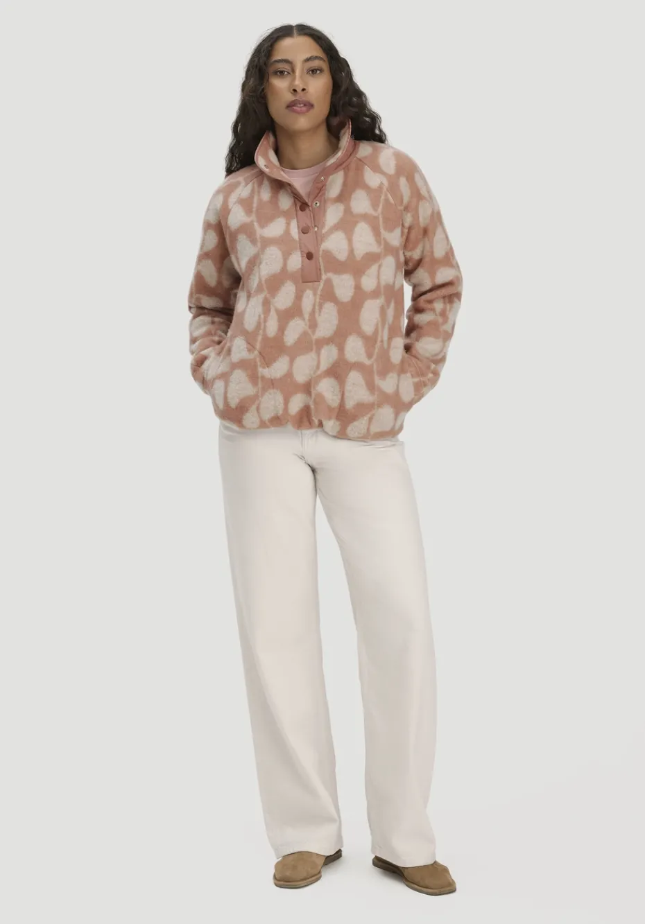 hessnatur Wollfleece Troyer Relaxed aus Bio-Merinowolle mit Bio-Baumwolle von rosé Sale