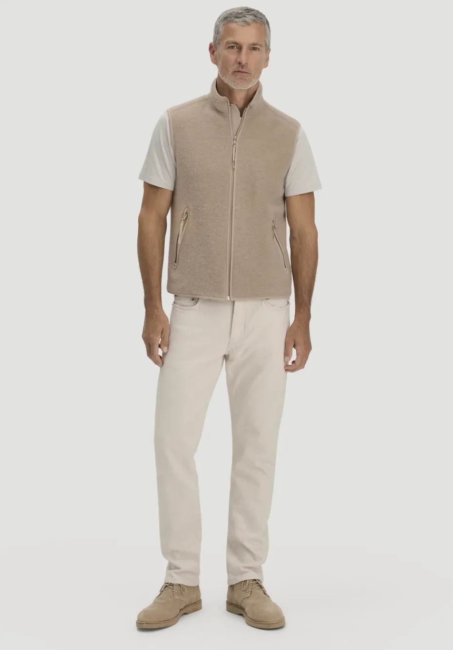 hessnatur Wollfleece Weste Regular aus reiner Bio-Merinowolle von sand Sale