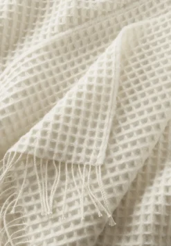 hessnatur Wollmix Waffle Plaid YARA aus Bio-Lambswool mit Bio-Baumwolle von natur Best